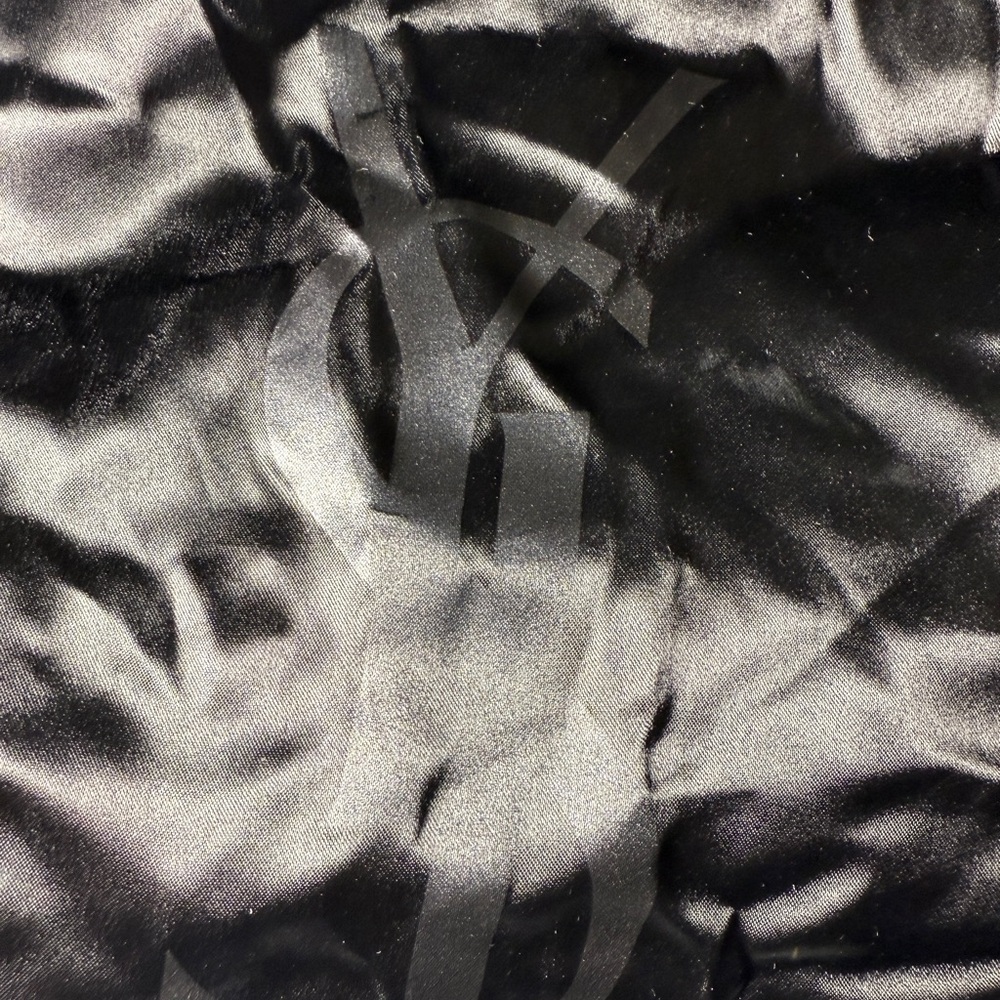 YVES SAINT LAURENT
Black Patent Leather/Suede Muse Two Bag - Picture 10 of 16